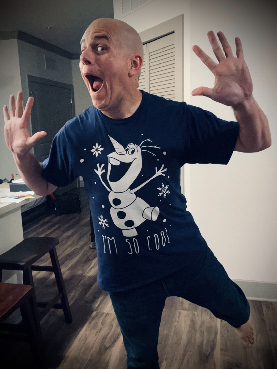 Funny selfie with me wearing an Olaf shirt that says "I'm so cool"
